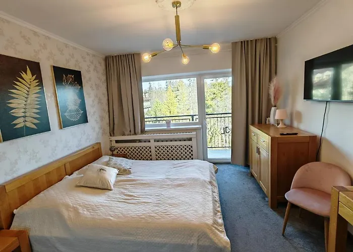 Stella, Vysoke Tatry タトランスカー・シュトゥルバ