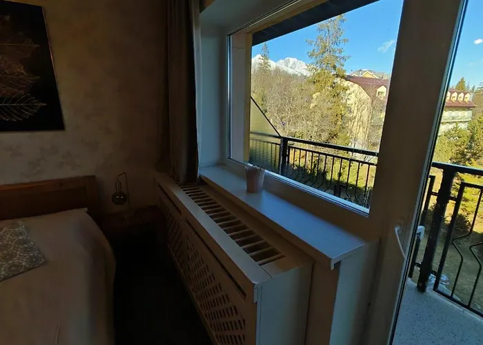 Stella, Vysoke Tatry アパート タトランスカー・シュトゥルバ